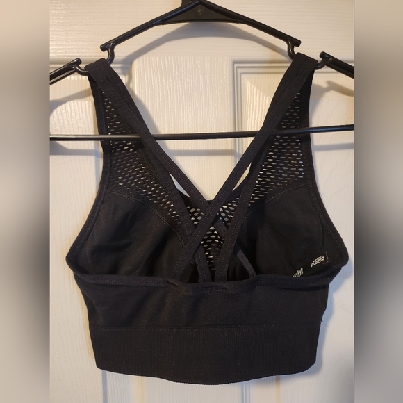 VICTORIA SPORT- SPORTS BRA SIZE SMALL - Picture 2 of 4